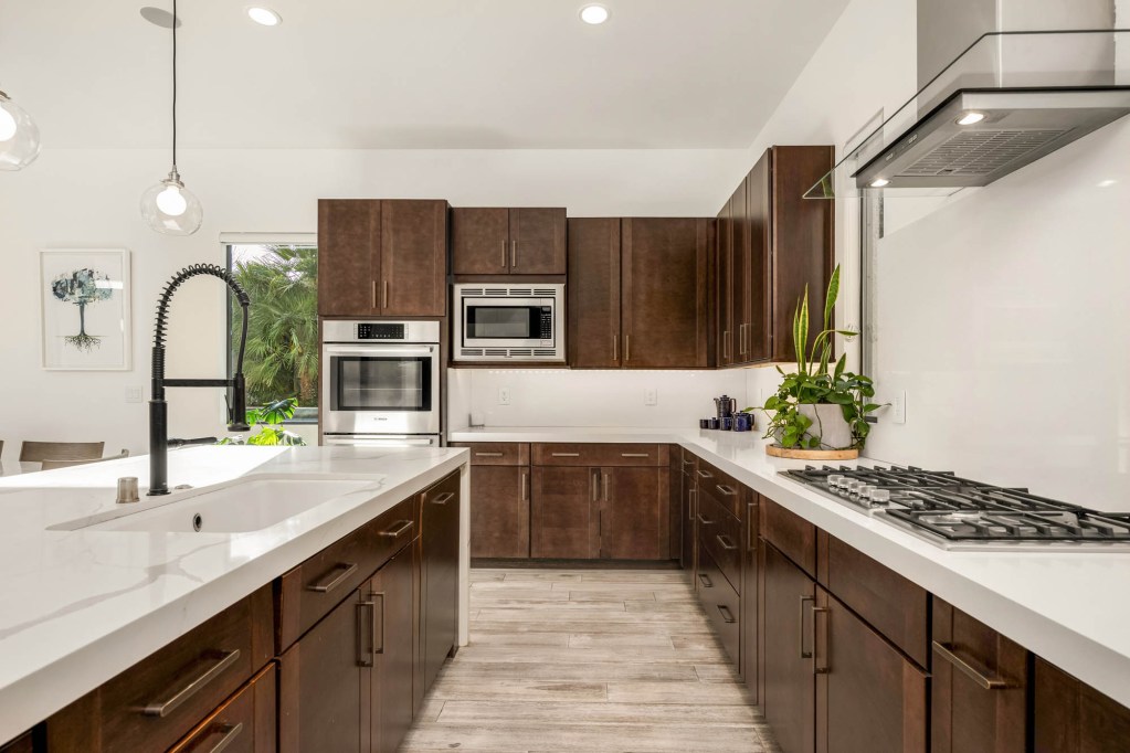 FredricAlexander Modern vs Contemporary Design